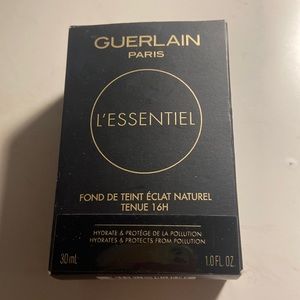 A foundation brought from Pharamaprix